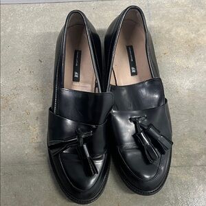 H&M Classic Black Tassel Loafers